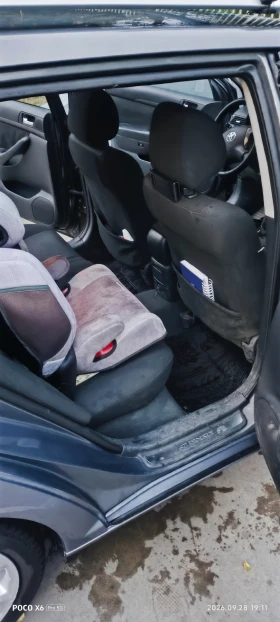 Toyota Avensis - 2500 € - 20566627 8