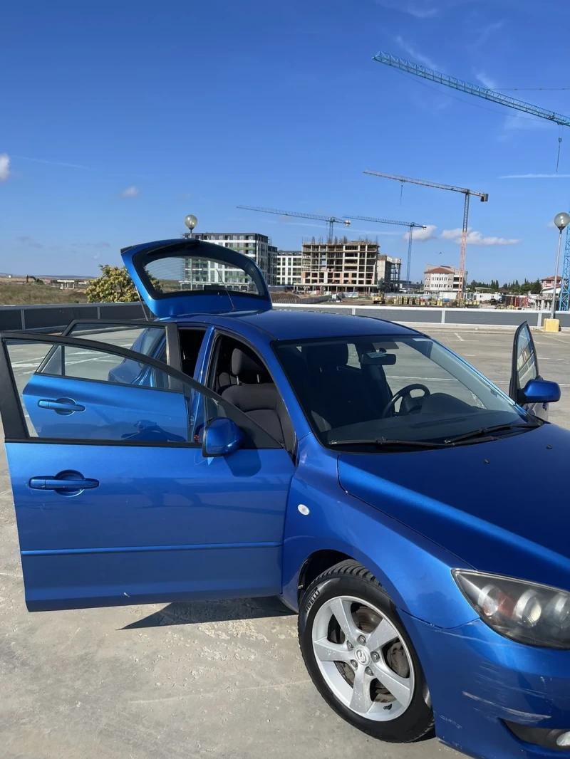 Mazda 3, снимка 13 - Автомобили и джипове - 47069376