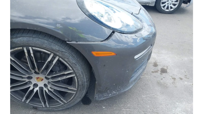 Porsche Panamera 4, снимка 5 - Автомобили и джипове - 47703761