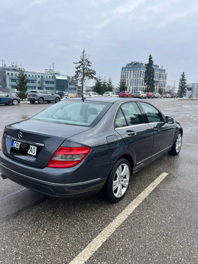 Mercedes-Benz C 220, снимка 2 - Автомобили и джипове - 48783485