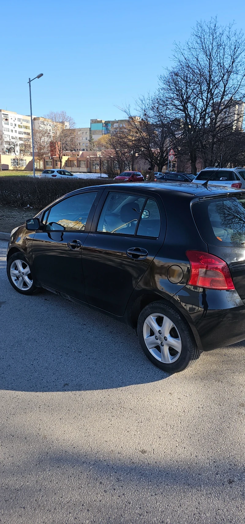 Toyota Yaris 1000куб. 68 к.с, снимка 5 - Автомобили и джипове - 49243698