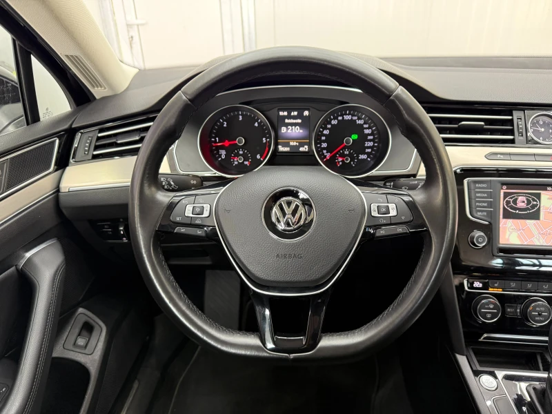 VW Passat 2.0TDI* 150к.с* СЕРВИЗНА КНИЖКА С ПЪЛНА ИСТОРИЯ В , снимка 11 - Автомобили и джипове - 49506424