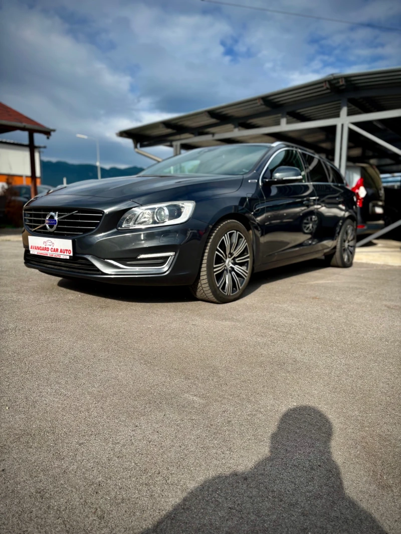 Volvo V60, снимка 3 - Автомобили и джипове - 50905601