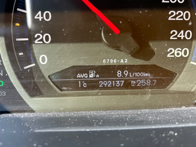 Honda Accord Седан, снимка 10 - Автомобили и джипове - 53163164