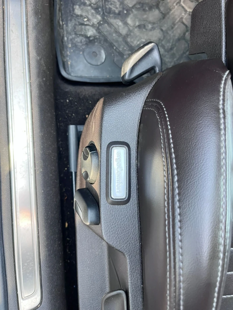 VW Passat 2.0TDI ---ERGOCOMFORT, снимка 14 - Автомобили и джипове - 53434227