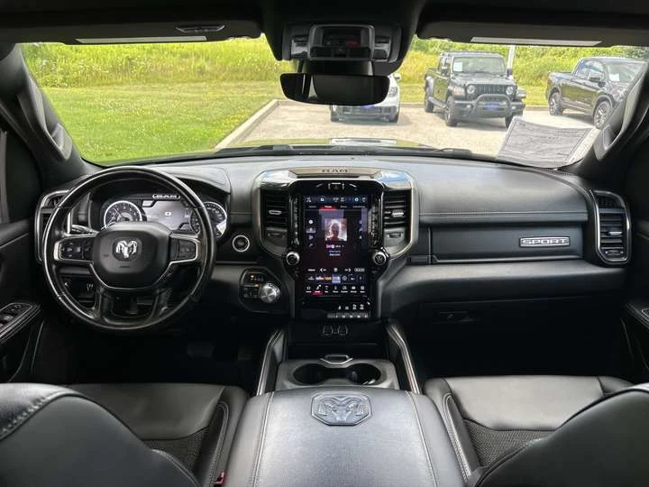 Dodge RAM 1500 Sport 4x4 Crew Cab | Nav. | Heated Seats/Wheel - изображение 6