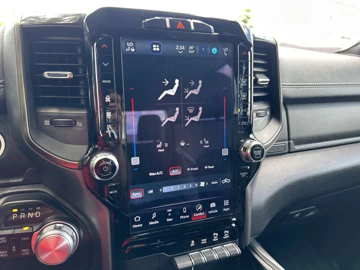 Dodge RAM 1500 Sport 4x4 Crew Cab | Nav. | Heated Seats/Wheel, снимка 15 - Автомобили и джипове - 53594618