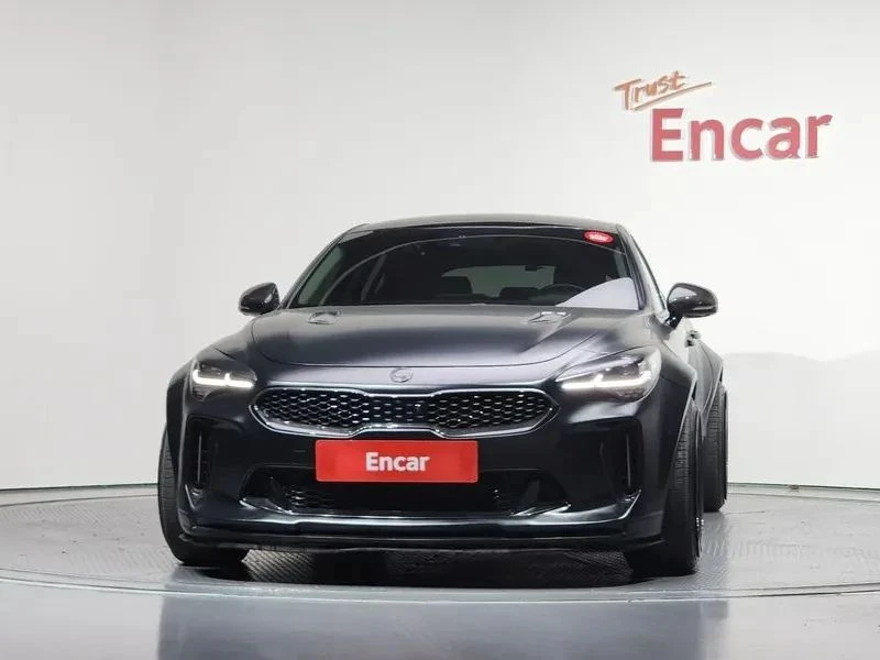 Kia Stinger, снимка 3 - Автомобили и джипове - 56690348