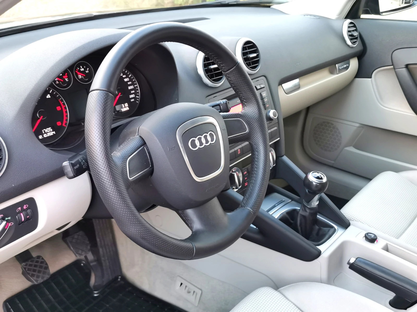 Audi A3 2.0TDI quattro - изображение 6