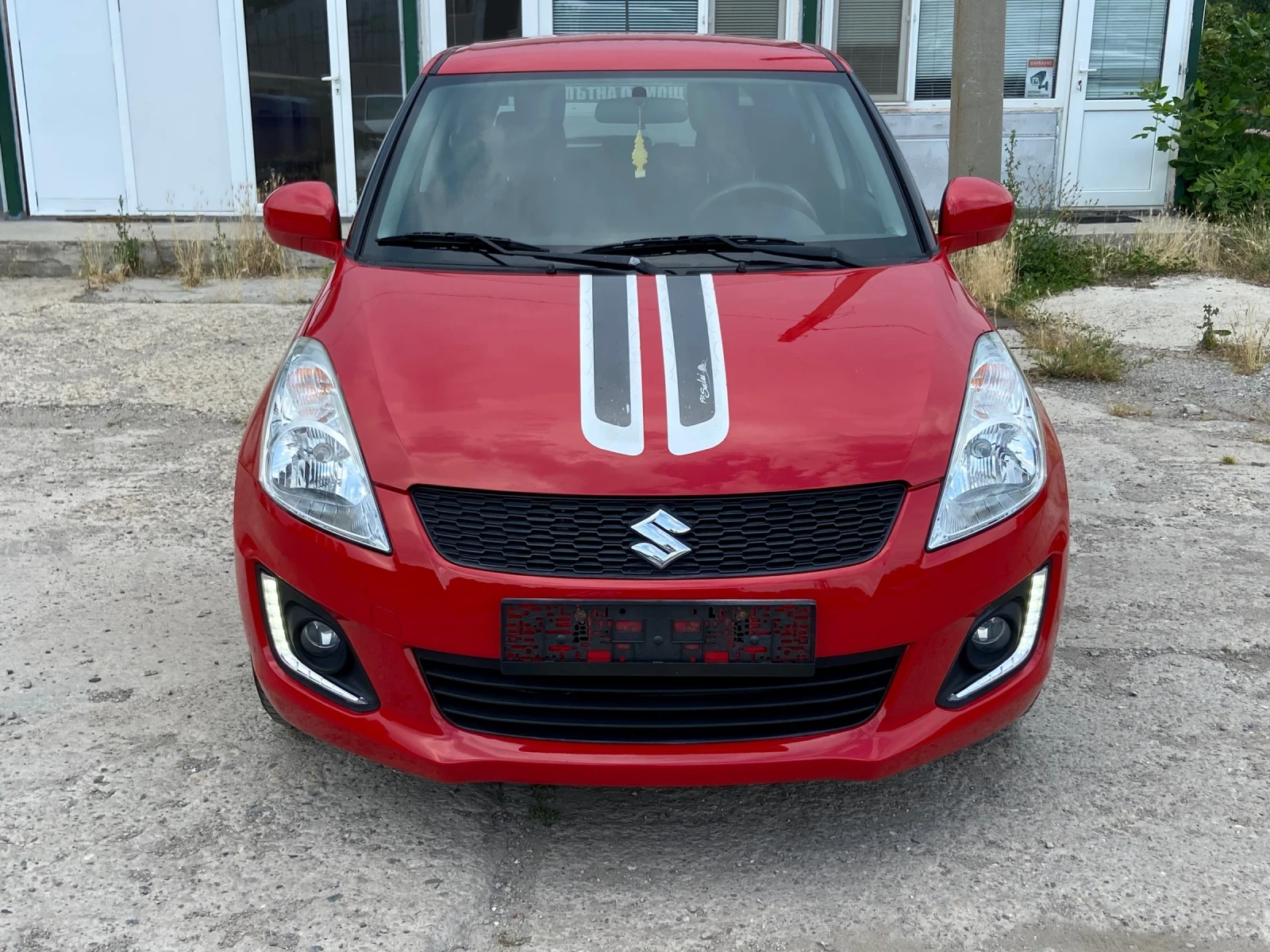 Suzuki Swift 1.2i 4x4 Piz Sulai - изображение 6