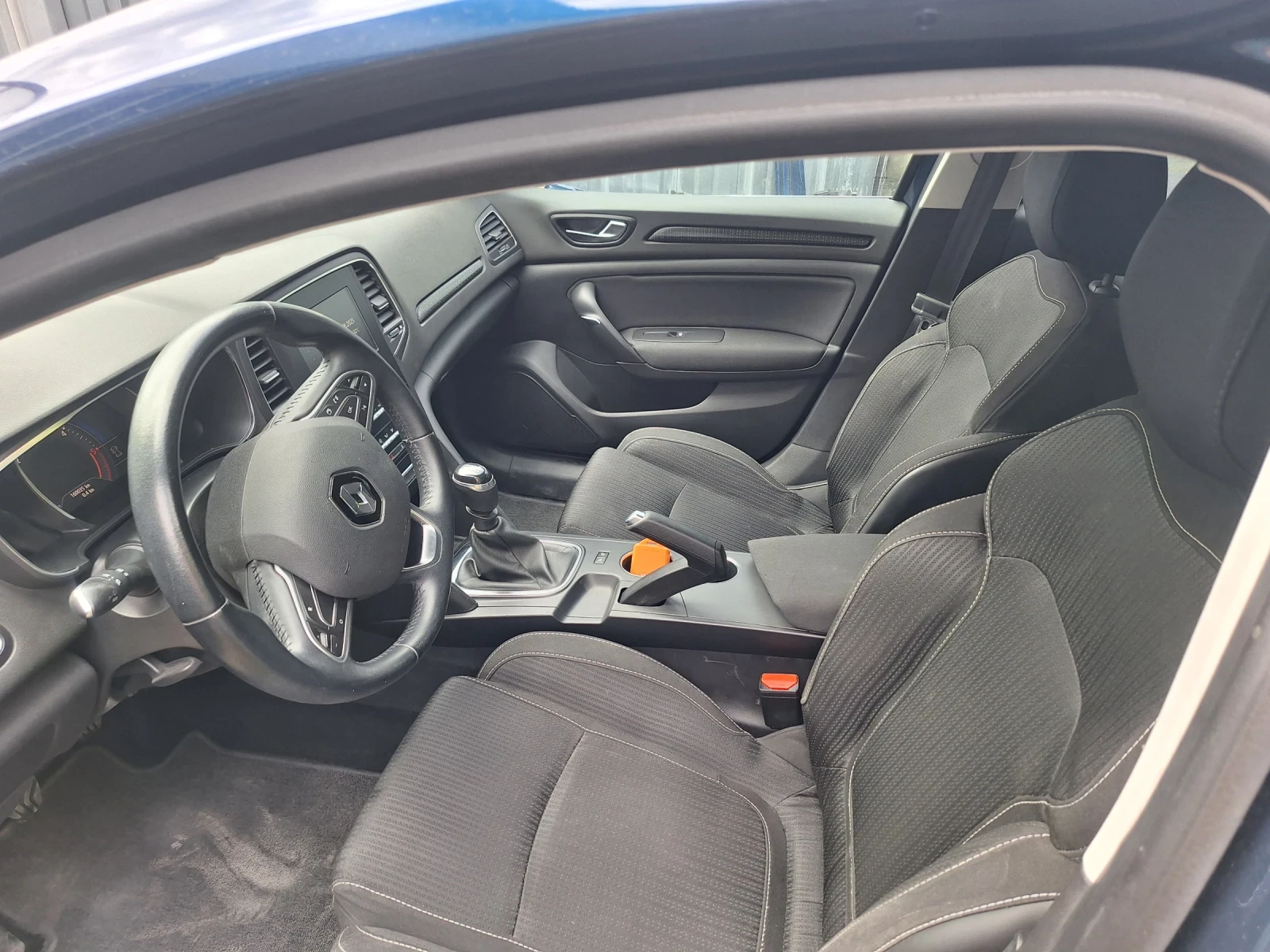 Renault Megane  - изображение 8
