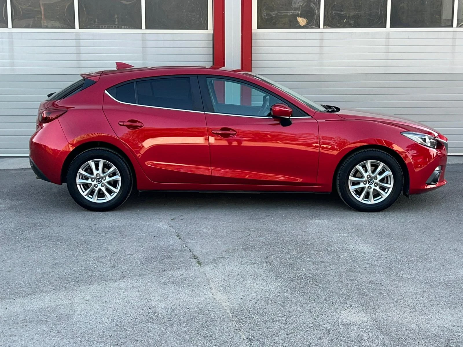 Mazda 3 1.5D SKY ACTIVE AUTOMATIK START STOP NAVI EVRO 6B  - изображение 7