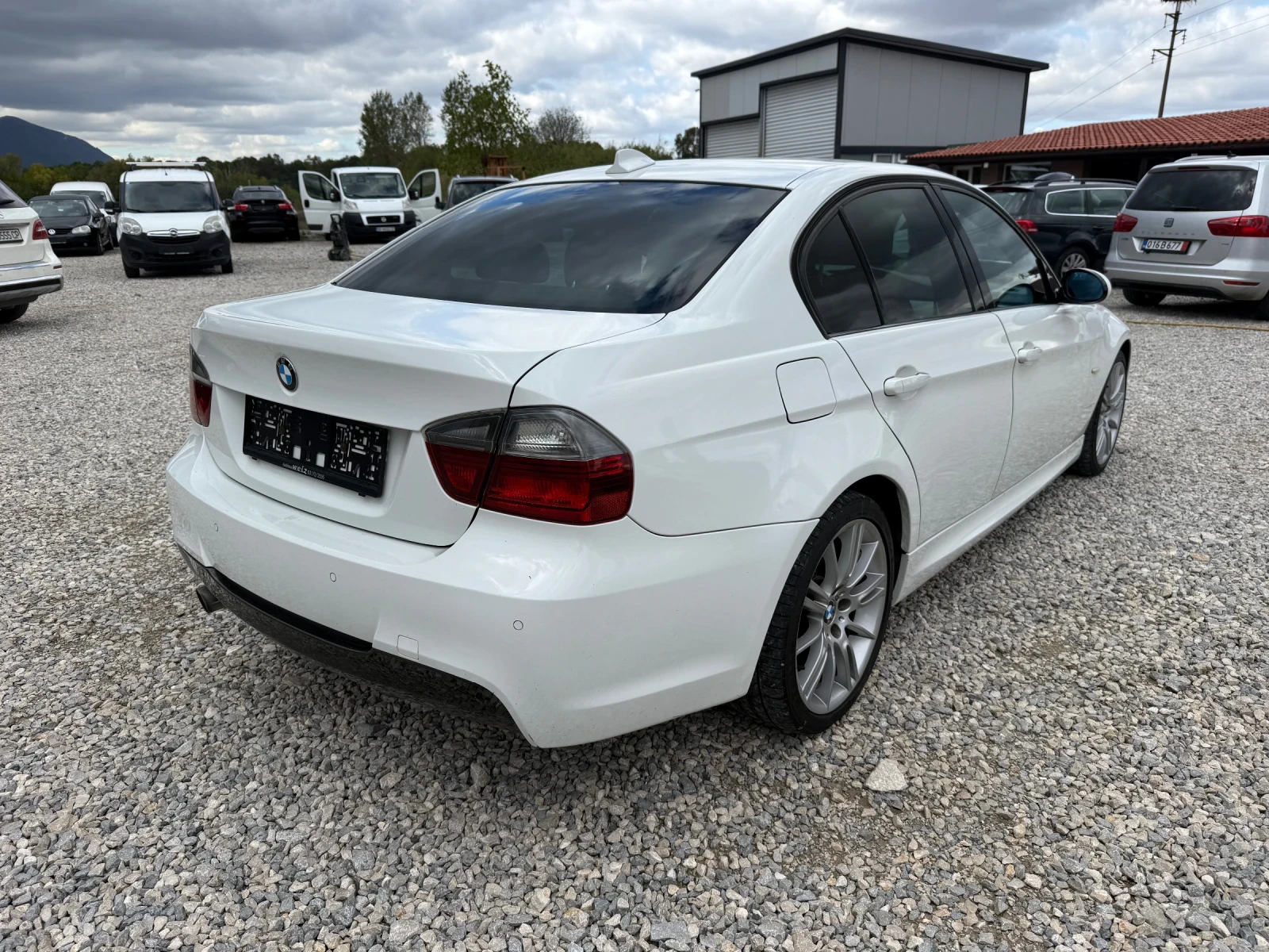 BMW 320 2.0D-163PS-НАВИ-М-ПАКЕТ | Mobile.bg — изображение 5