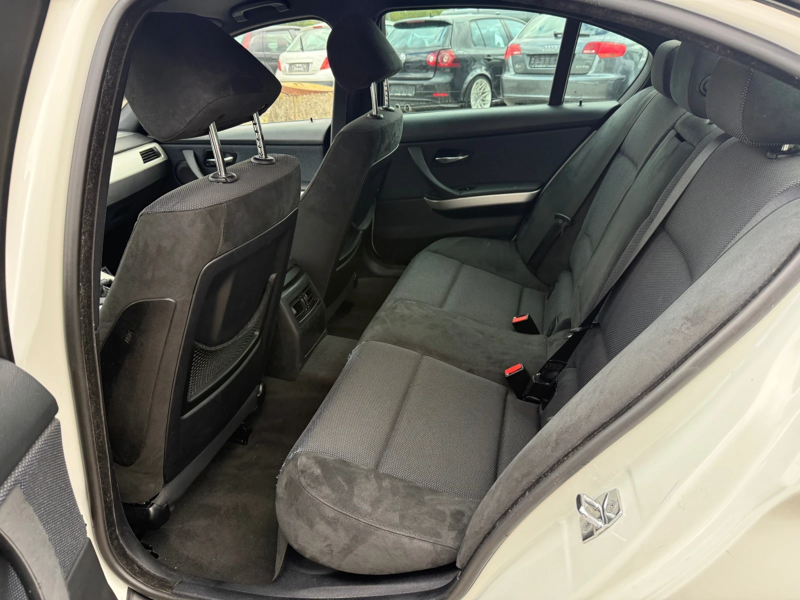 BMW 320 2.0D-163PS-НАВИ-М-ПАКЕТ | Mobile.bg — изображение 11