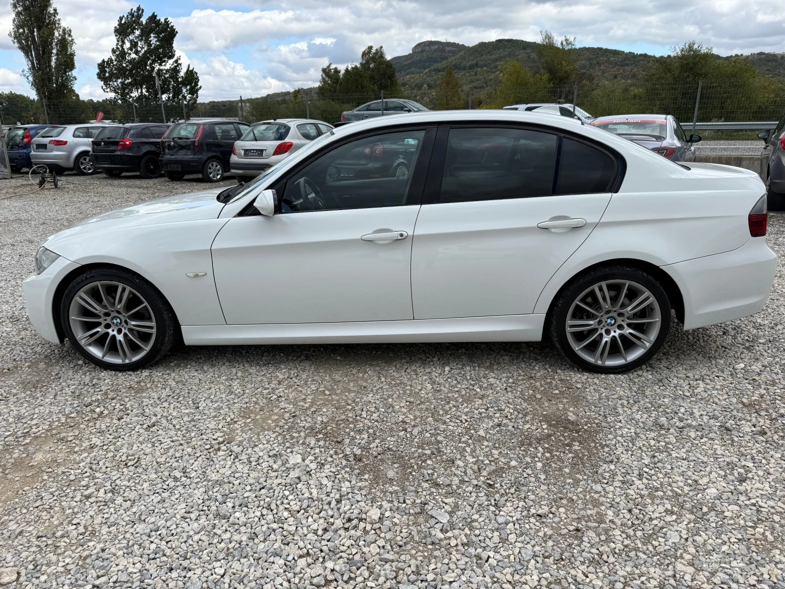 BMW 320 2.0D-163PS-НАВИ-М-ПАКЕТ | Mobile.bg — изображение 8