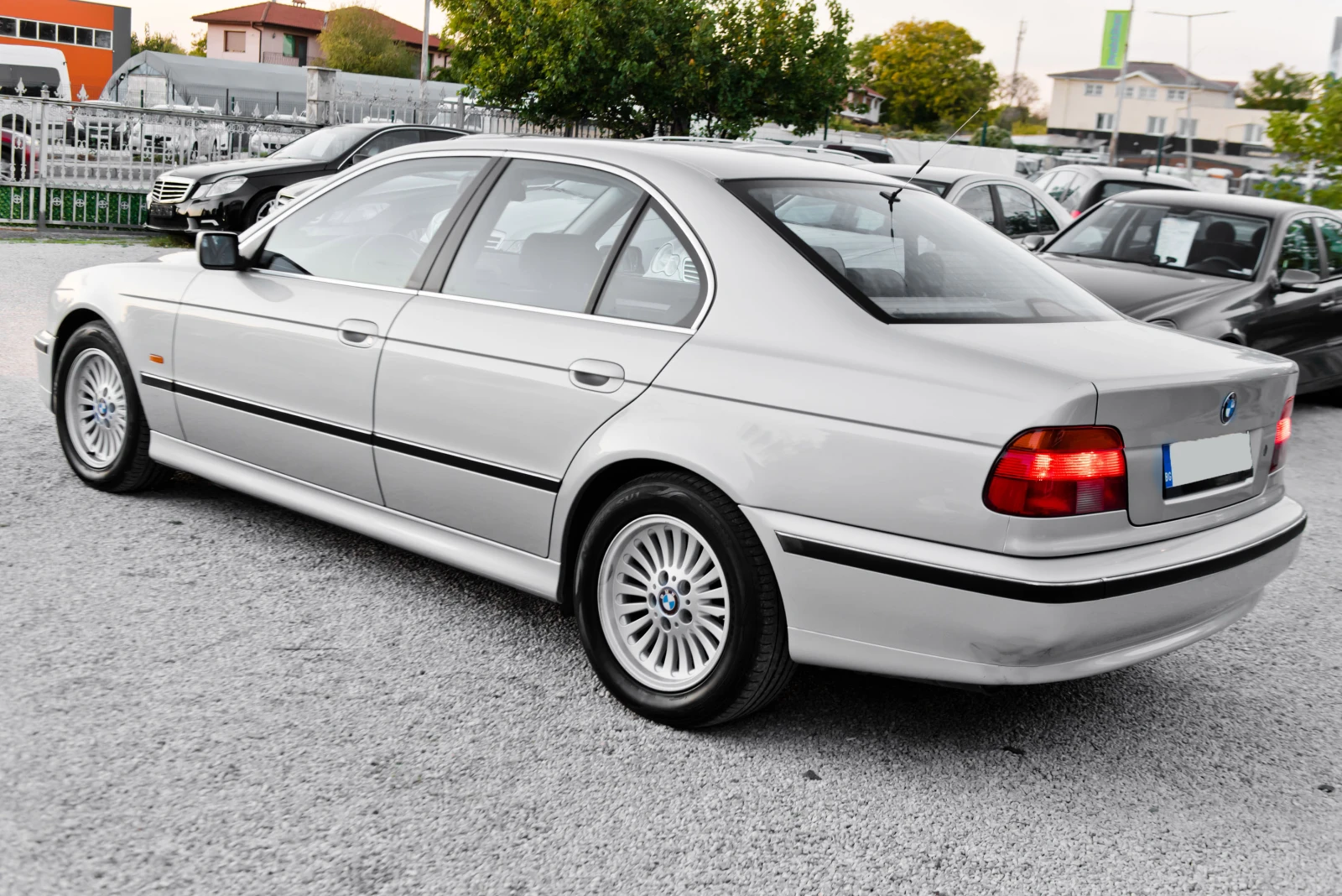 BMW 528 I gaz 177000km - изображение 7