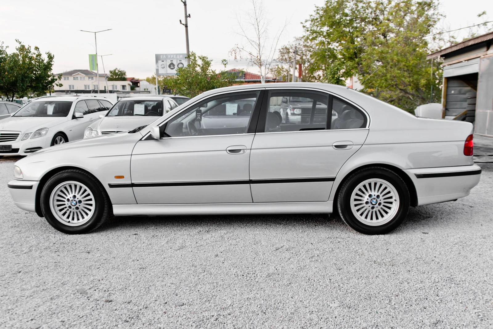 BMW 528 I gaz 177000km - изображение 8