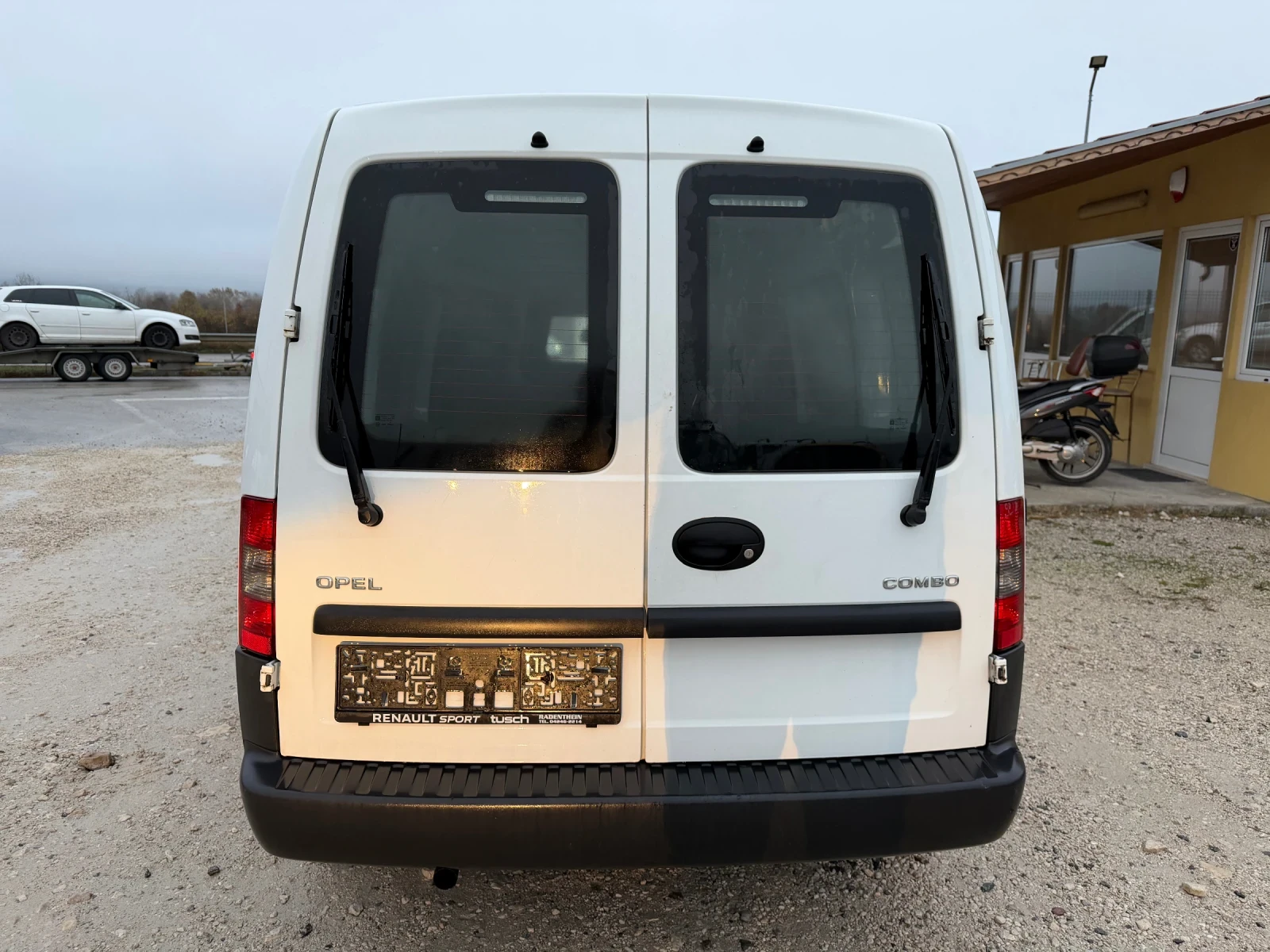 Opel Combo 1.4/90кс Климатик  - изображение 6