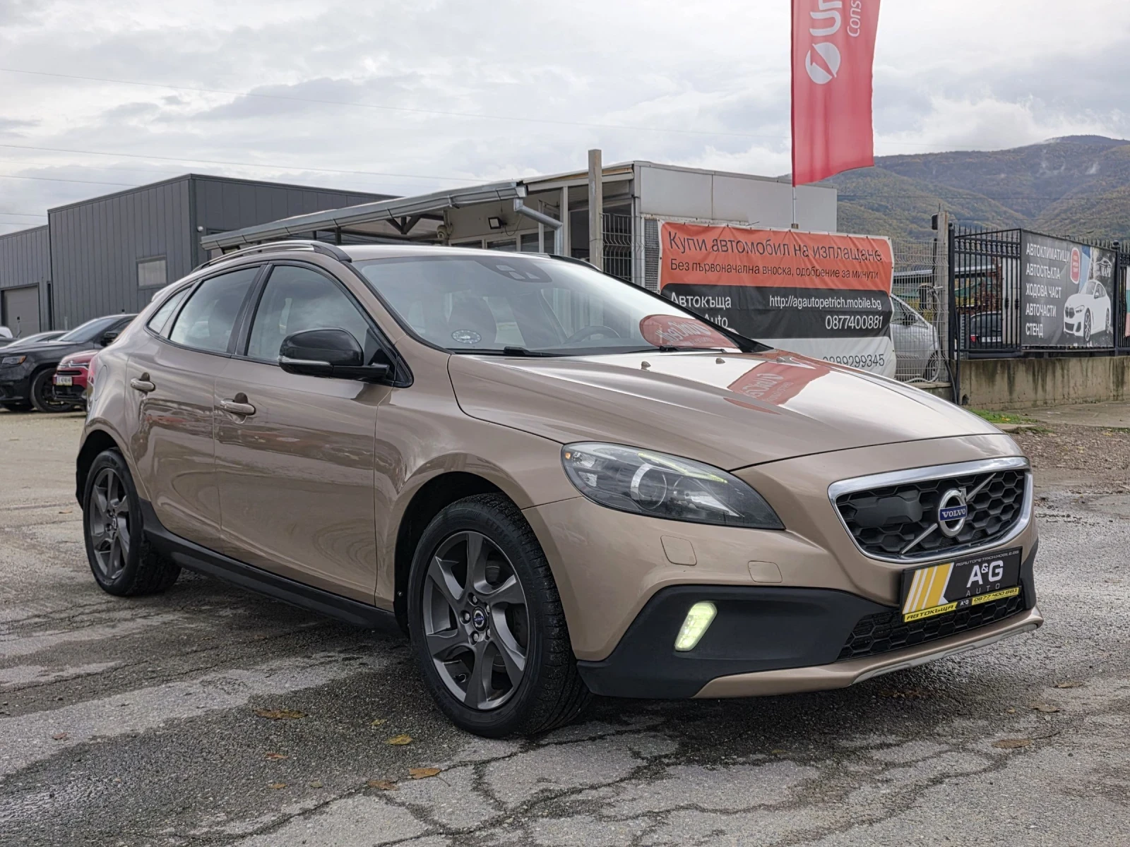 Volvo V40 Cross Country 1.6DIESEL FULL | Mobile.bg   3