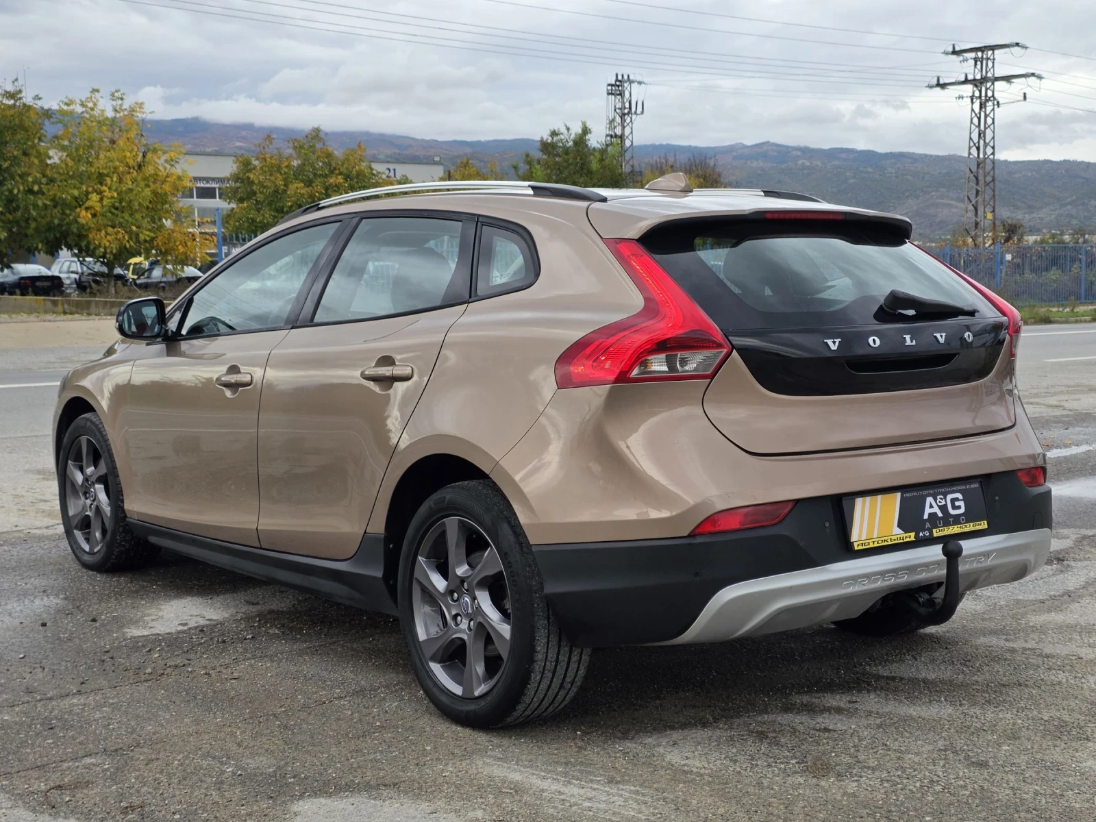 Volvo V40 Cross Country 1.6DIESEL FULL | Mobile.bg   6