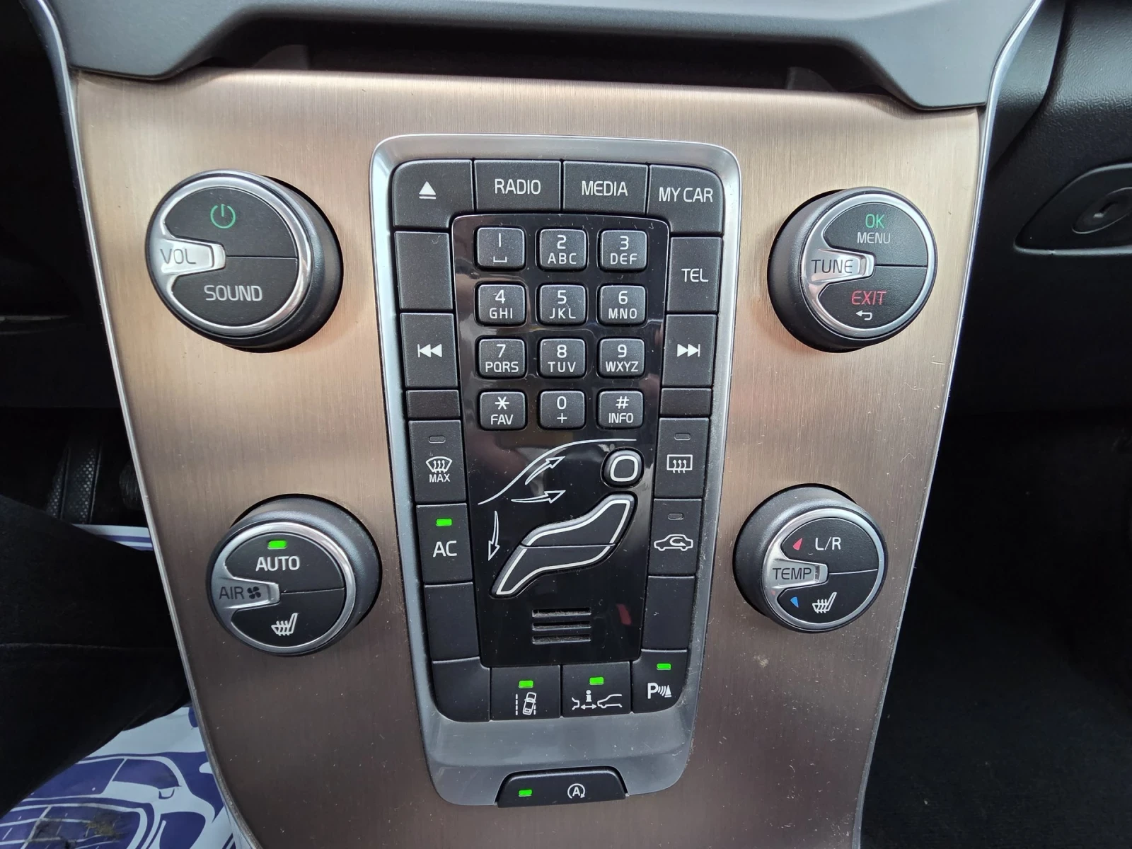 Volvo V40 Cross Country 1.6DIESEL FULL | Mobile.bg   12