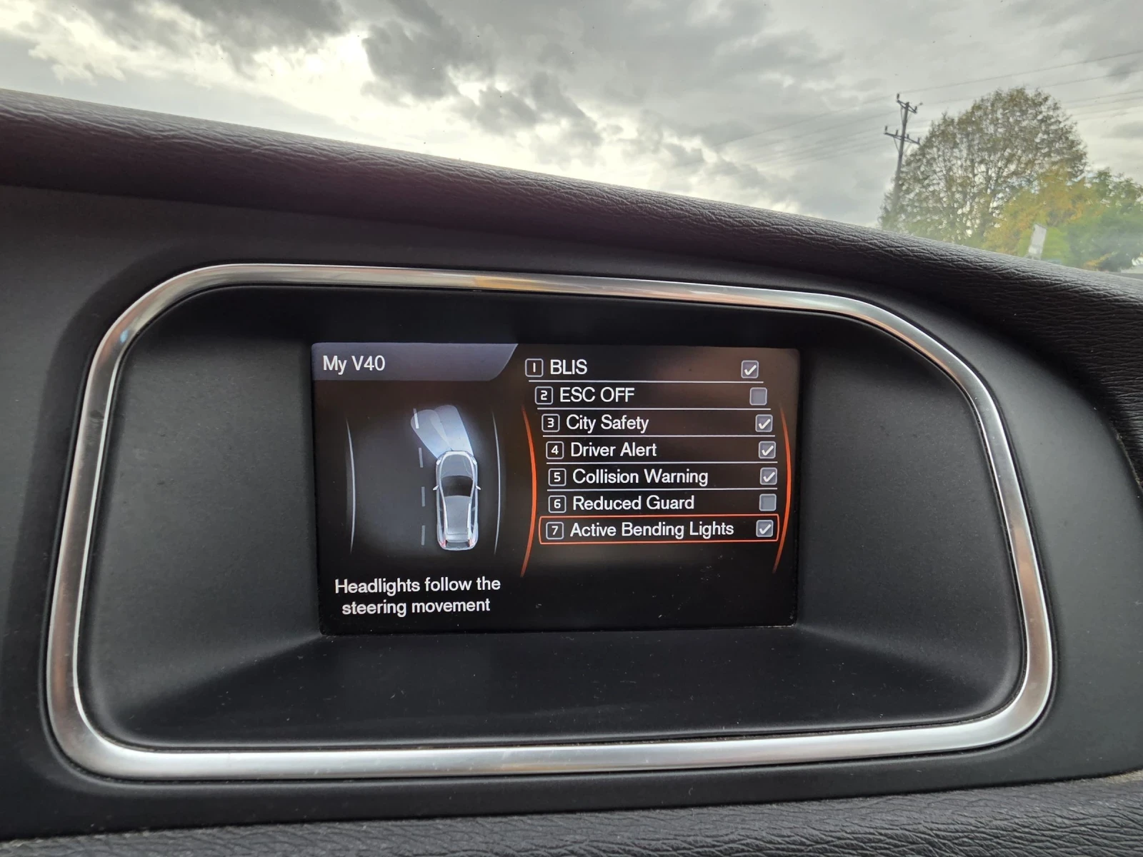 Volvo V40 Cross Country 1.6DIESEL FULL | Mobile.bg   15