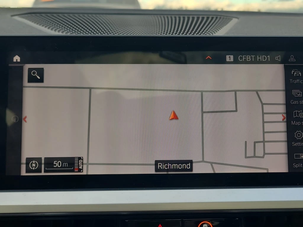 BMW 330 * 330i xDrive * CARFAX * ФИНАНСИРАНЕ - изображение 10