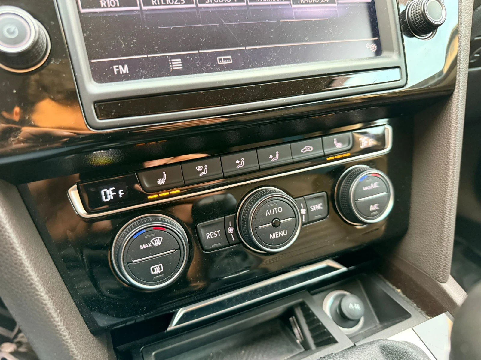 VW Passat 2.0TDI ---ERGOCOMFORT - изображение 7