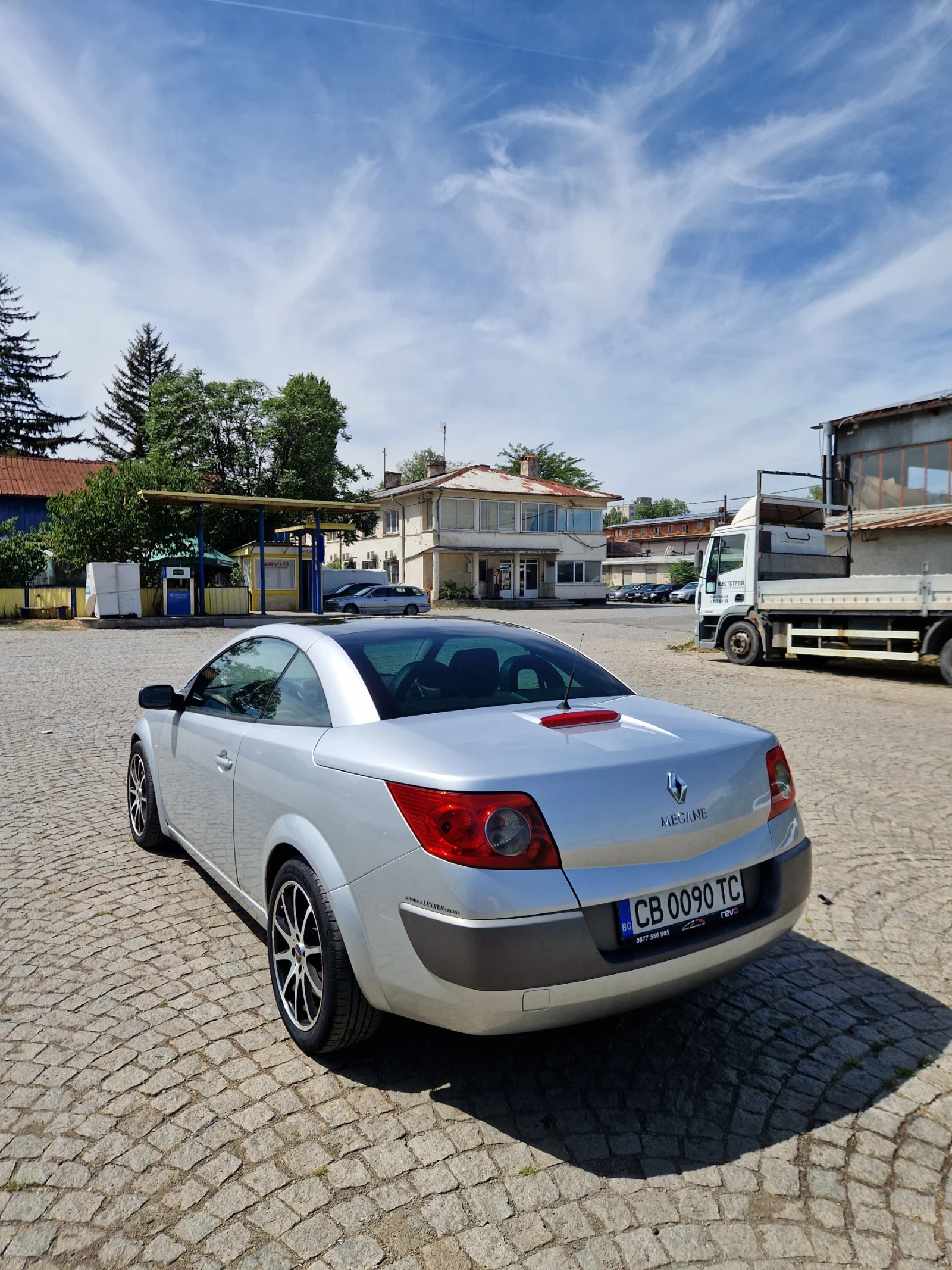 Renault Megane KARMANN - изображение 3