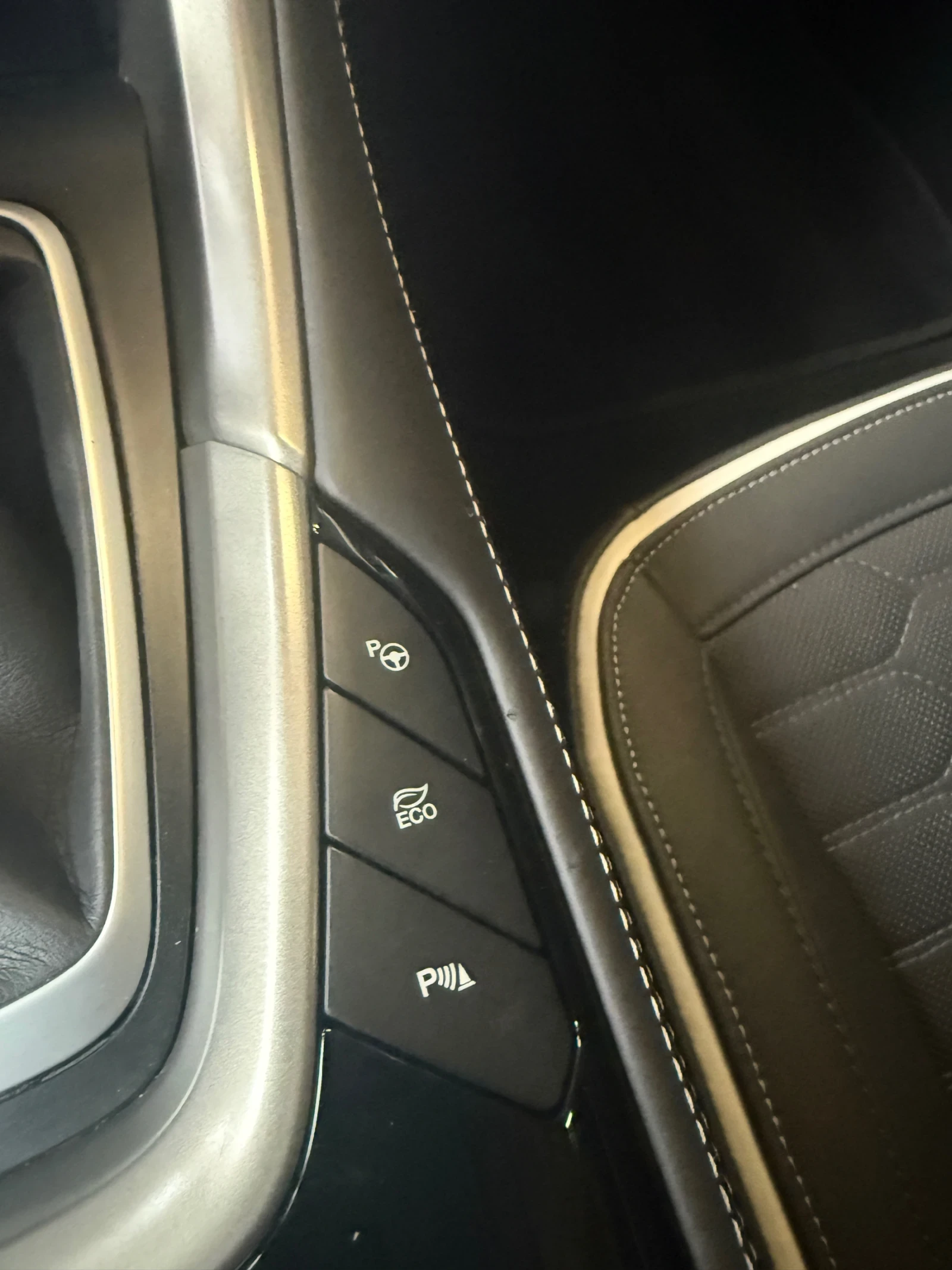 Ford Mondeo 2.0 HYBRID 36K km, снимка 16 - Автомобили и джипове - 53724121