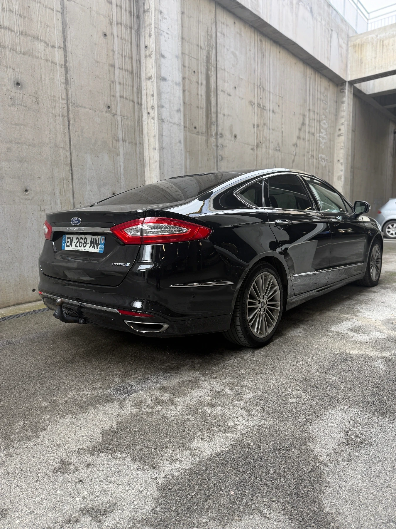 Ford Mondeo 2.0 HYBRID 36K km, снимка 3 - Автомобили и джипове - 53724121