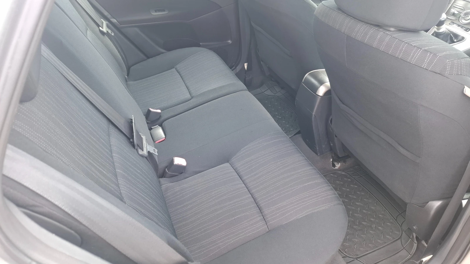 Toyota Auris 2.0 D4D | Mobile.bg � ����������� 14