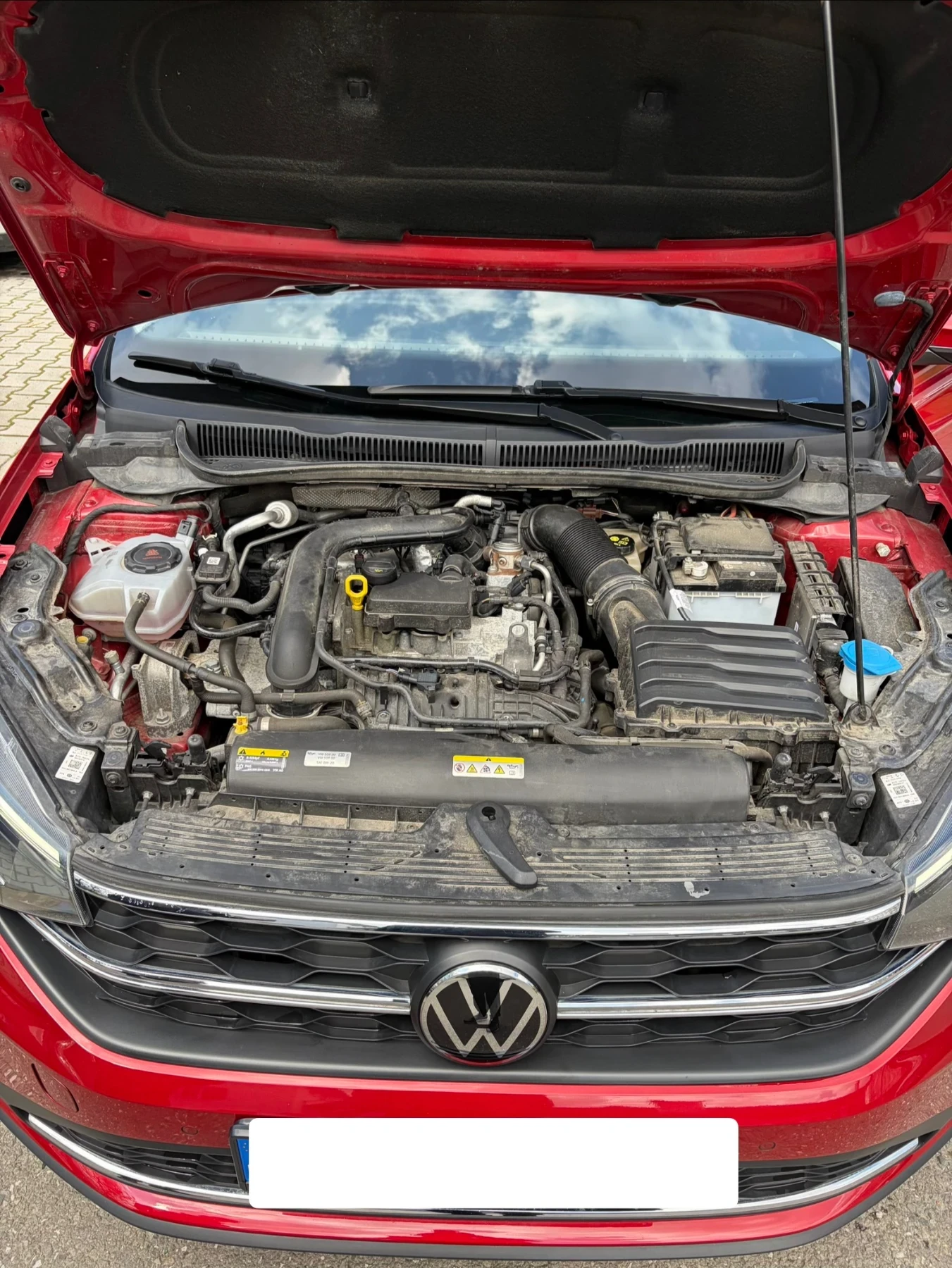 VW Taigo, снимка 2 - Автомобили и джипове - 54097762