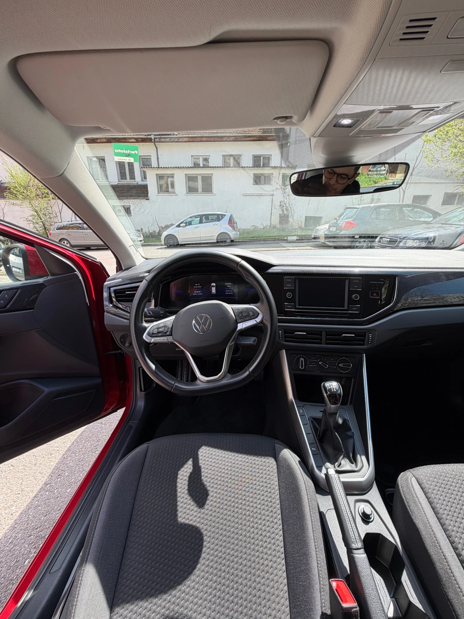 VW Taigo, снимка 10 - Автомобили и джипове - 54097762