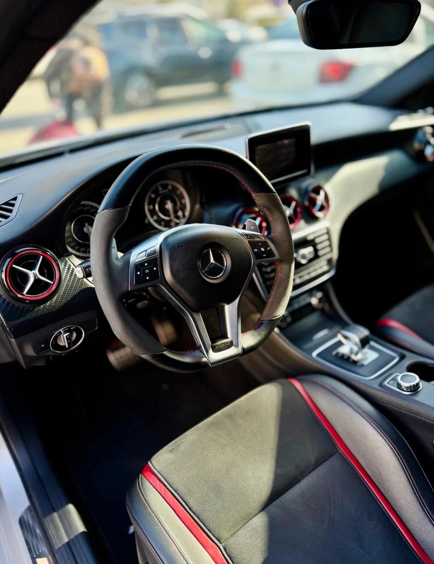 Mercedes-Benz A45 AMG 4MATIC, снимка 5 - Автомобили и джипове - 54193051