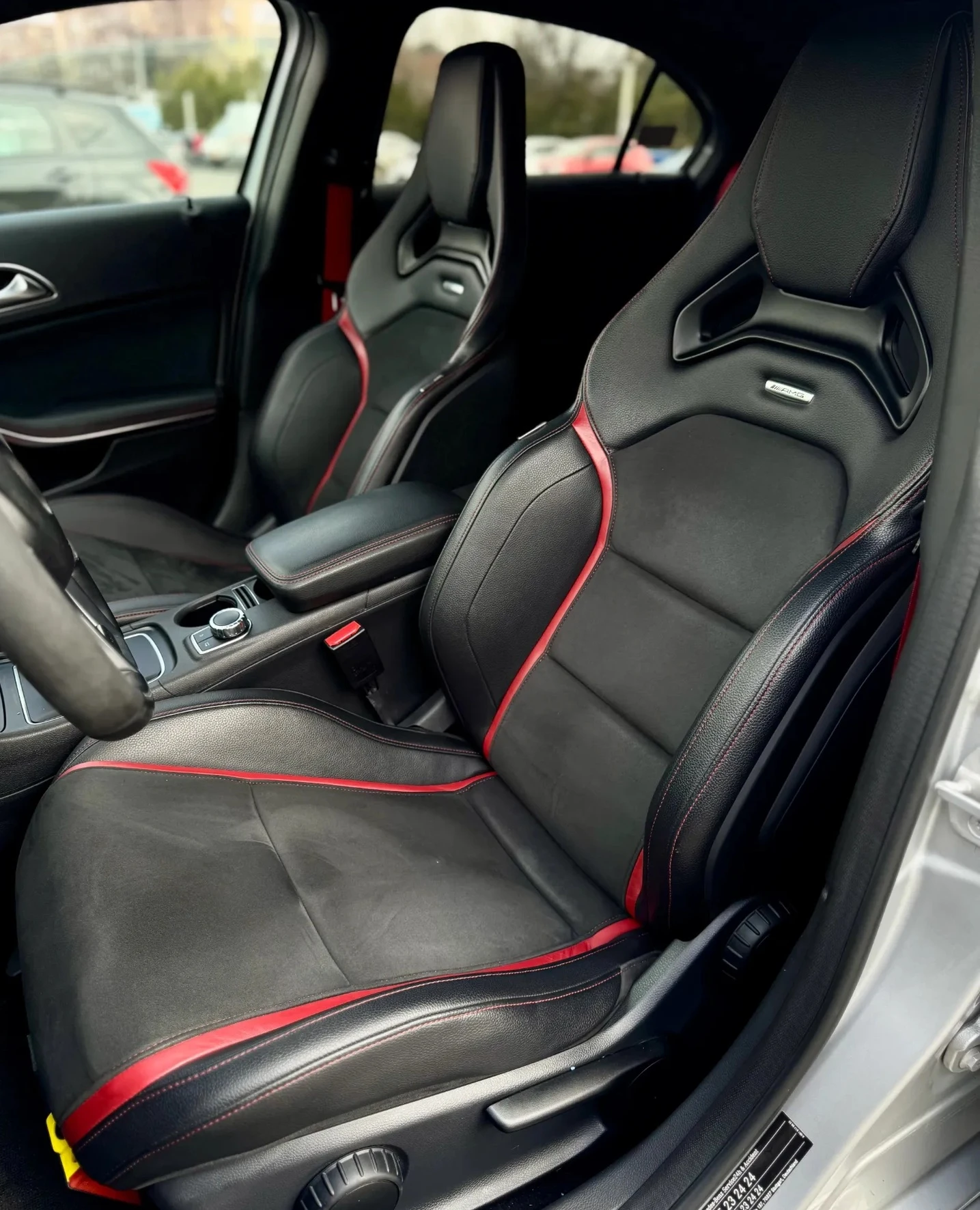 Mercedes-Benz A45 AMG 4MATIC, снимка 7 - Автомобили и джипове - 54193051