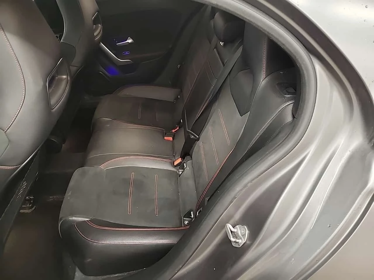 Mercedes-Benz A 250 * CARFAX * БЕЗ ПЪРВОНАЧАЛНА ВНОСКА, снимка 12 - Автомобили и джипове - 54462225