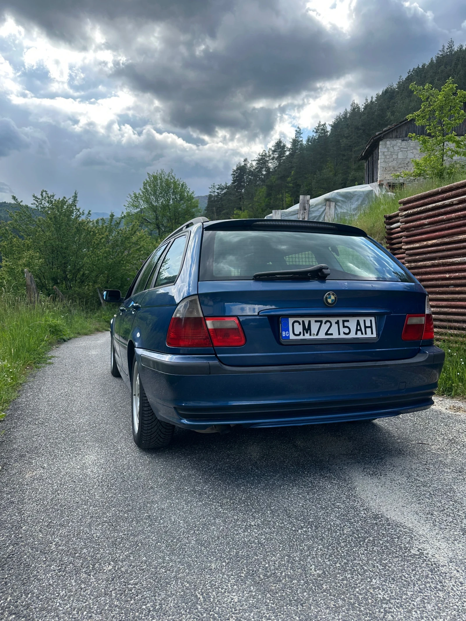 BMW 320 2.0, снимка 4 - Автомобили и джипове - 54625895