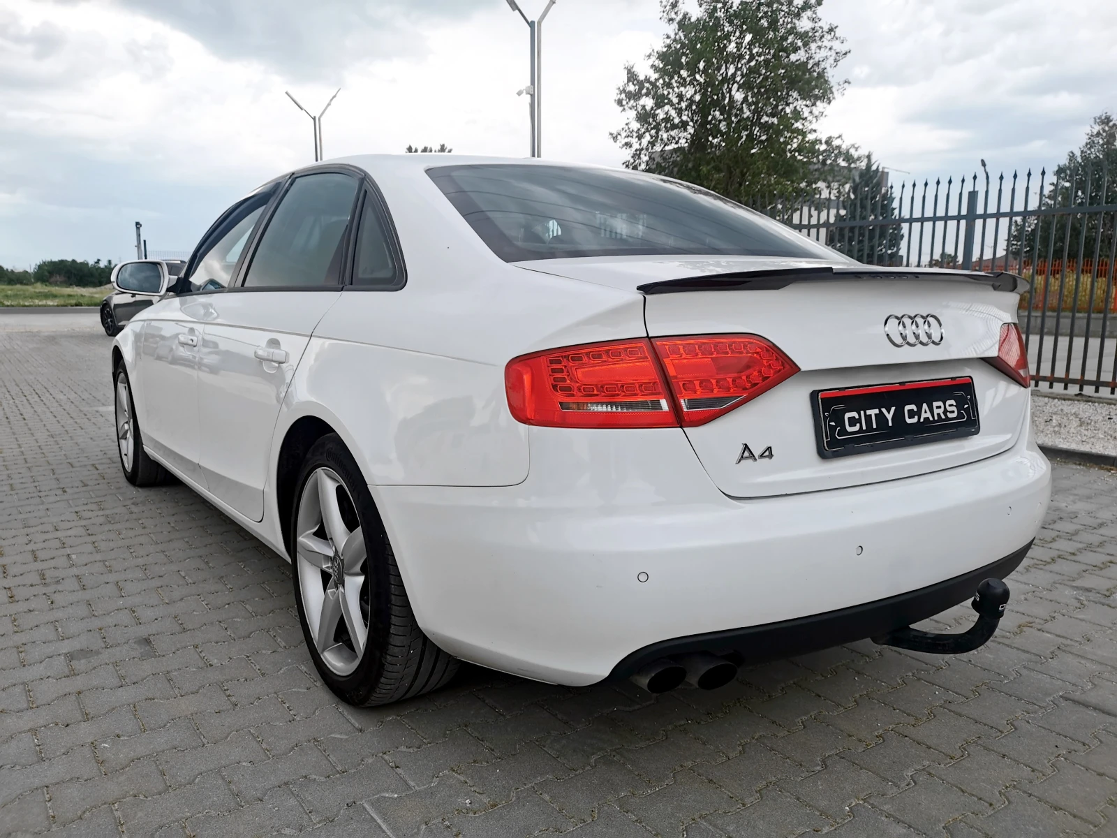 Audi A4 2.0 TDI, снимка 7 - Автомобили и джипове - 54745708