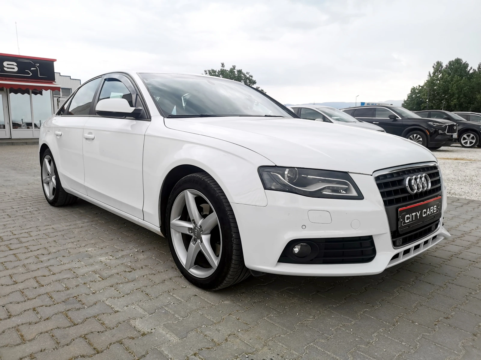 Audi A4 2.0 TDI, снимка 6 - Автомобили и джипове - 54745708