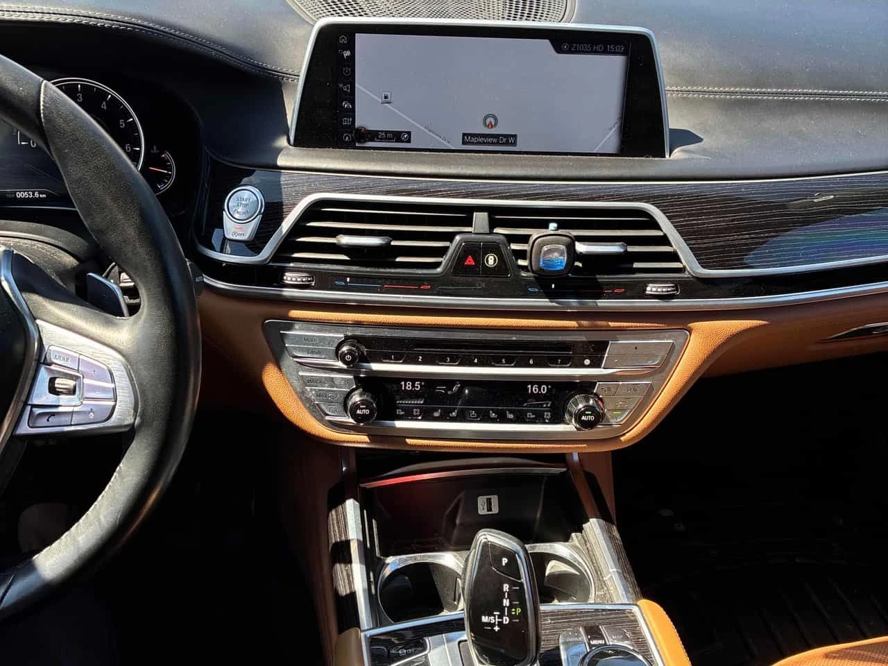BMW 750 * 750i xDrive * ГЛАВНО ПРЕДСТАВИТЕЛСТВО* , снимка 9 - Автомобили и джипове - 54759602