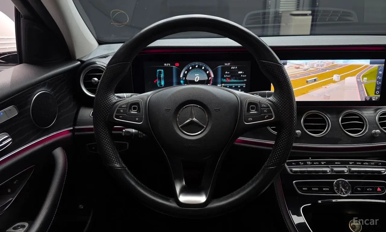 Mercedes-Benz E 300 burmester* multibeam led* Parking Assist, снимка 8 - Автомобили и джипове - 54827023