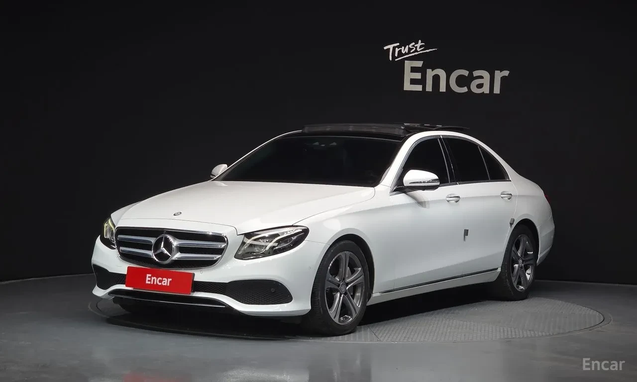 Mercedes-Benz E 300 burmester* multibeam led* Parking Assist