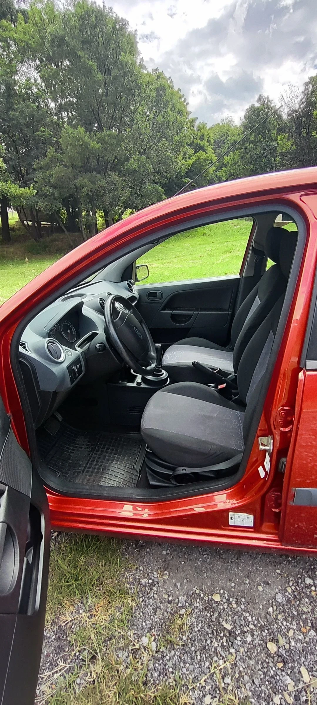 Ford Fiesta, снимка 10 - Автомобили и джипове - 54948261