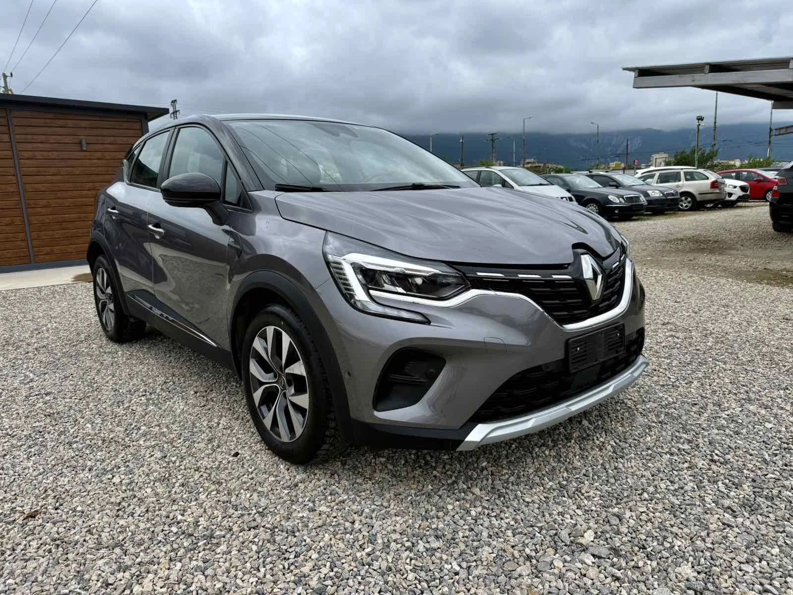 Renault Captur 1.5DCI EURO-6D ТОП, снимка 3 - Автомобили и джипове - 55141545