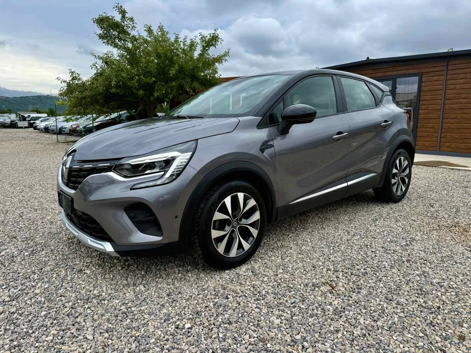 Renault Captur 1.5DCI EURO-6D ТОП, снимка 2 - Автомобили и джипове - 55141545
