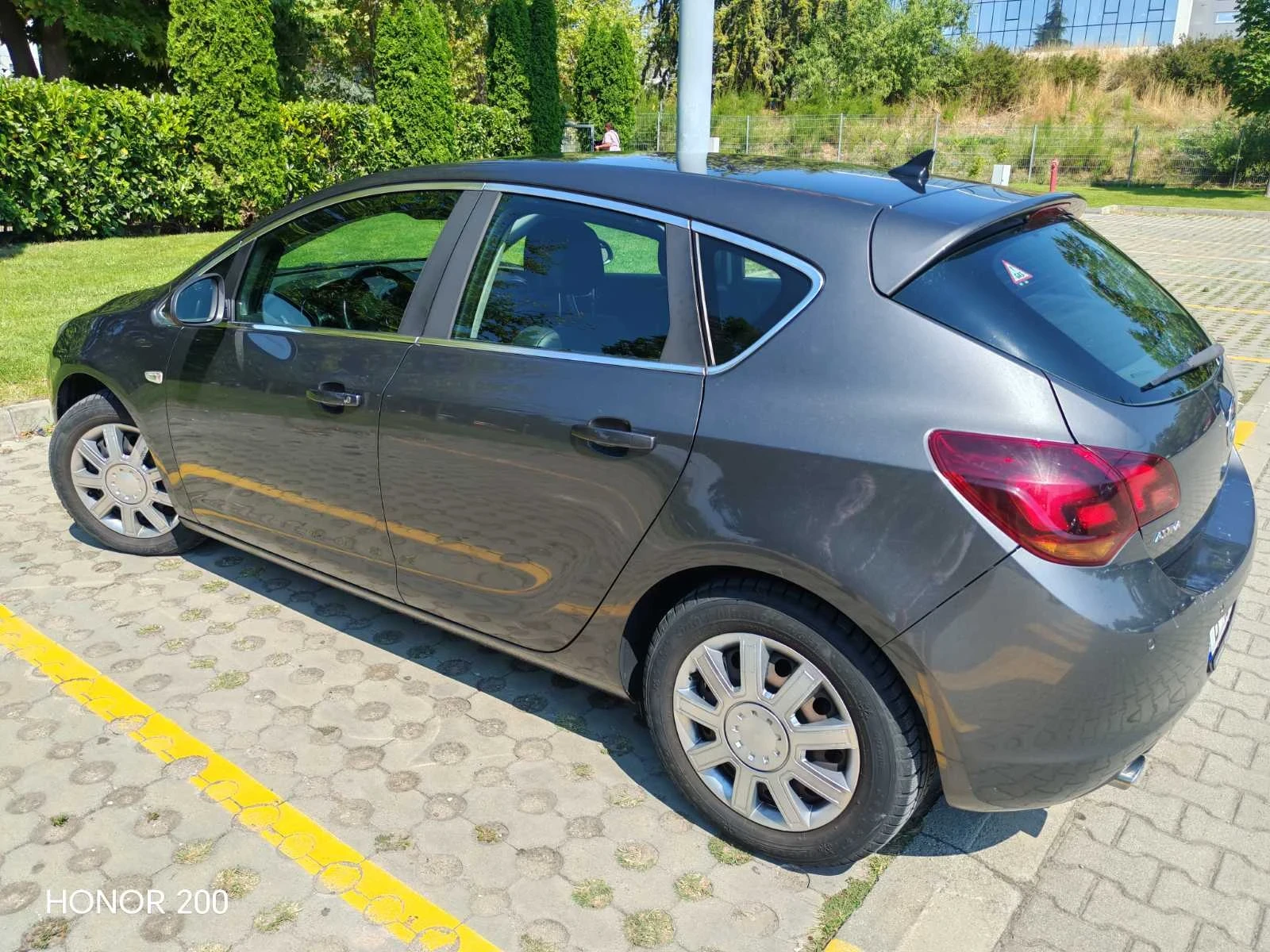 Opel Astra J 1.4 2010г. ГАЗ(вписана), снимка 3 - Автомобили и джипове - 55618719