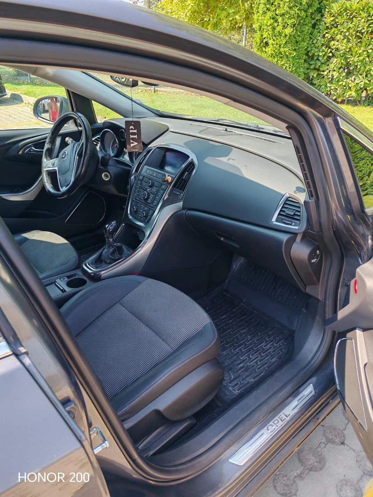 Opel Astra J 1.4 2010г. ГАЗ(вписана), снимка 6 - Автомобили и джипове - 55618719