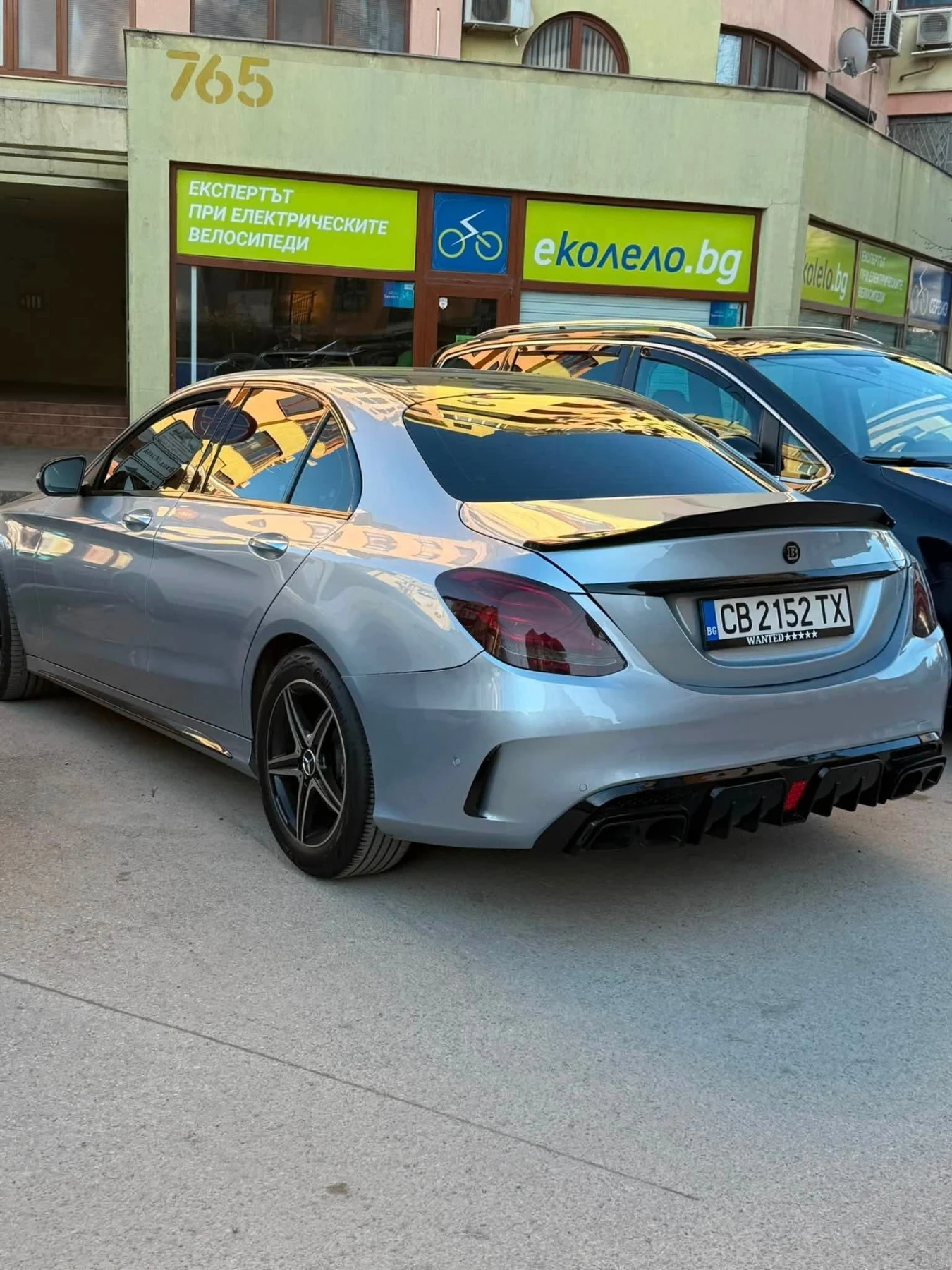 Mercedes-Benz C 220 Като нова, снимка 2 - Автомобили и джипове - 55676977