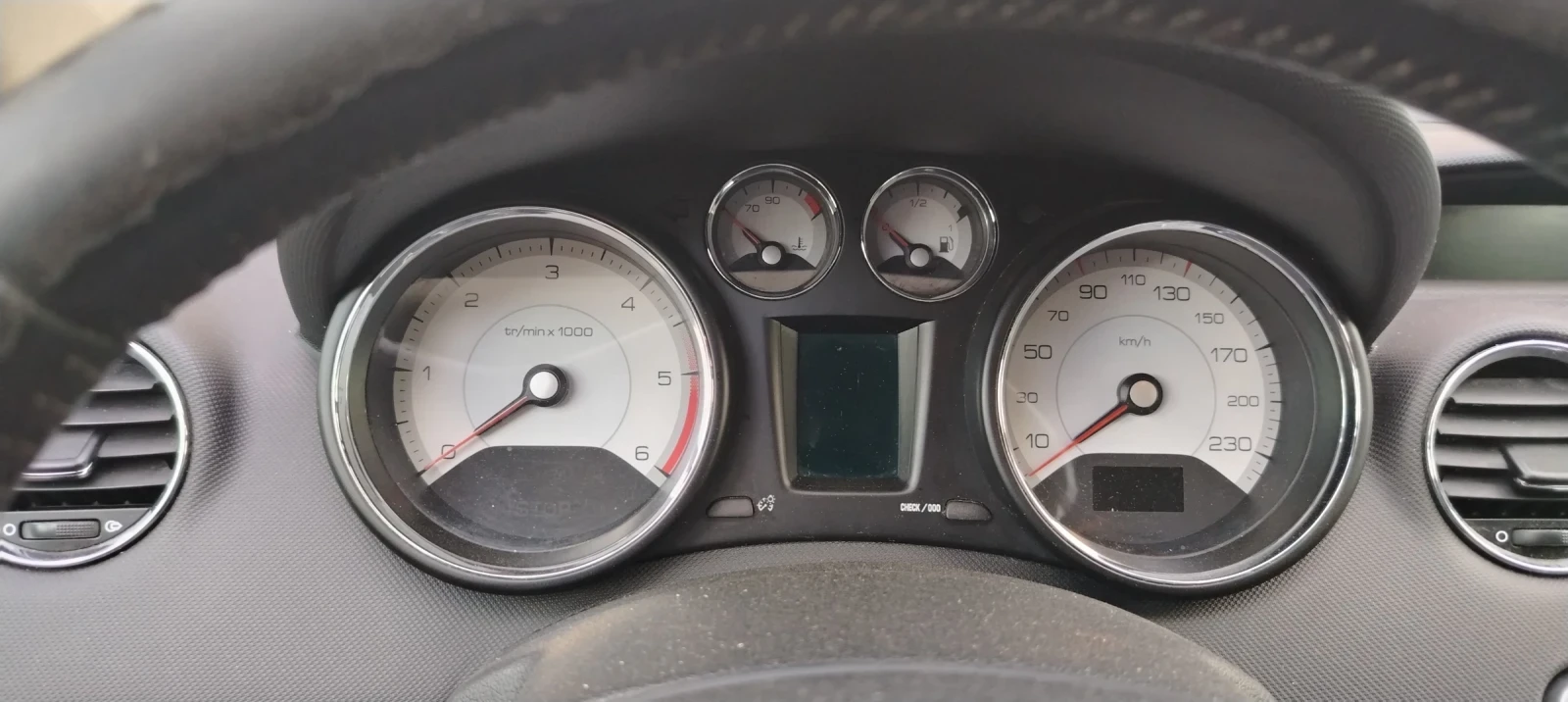 Peugeot 308 2.0 HDI, снимка 9 - Автомобили и джипове - 56251448